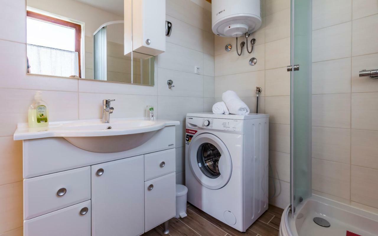 Studio Apartment Meden Pomer Ngoại thất bức ảnh